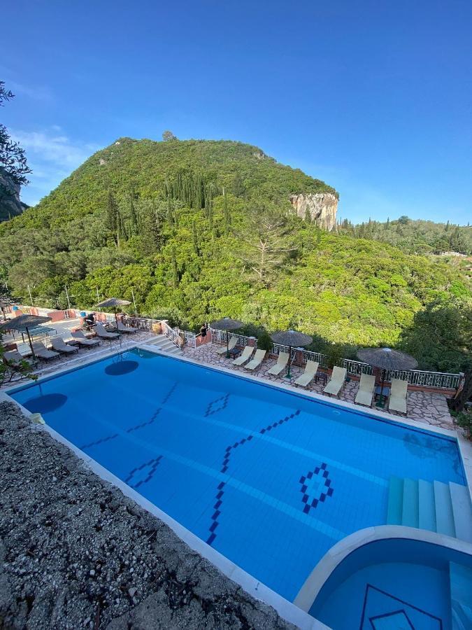 Acapulco Seaside Pool Bar And Apartments Paleokastritsa Dış mekan fotoğraf